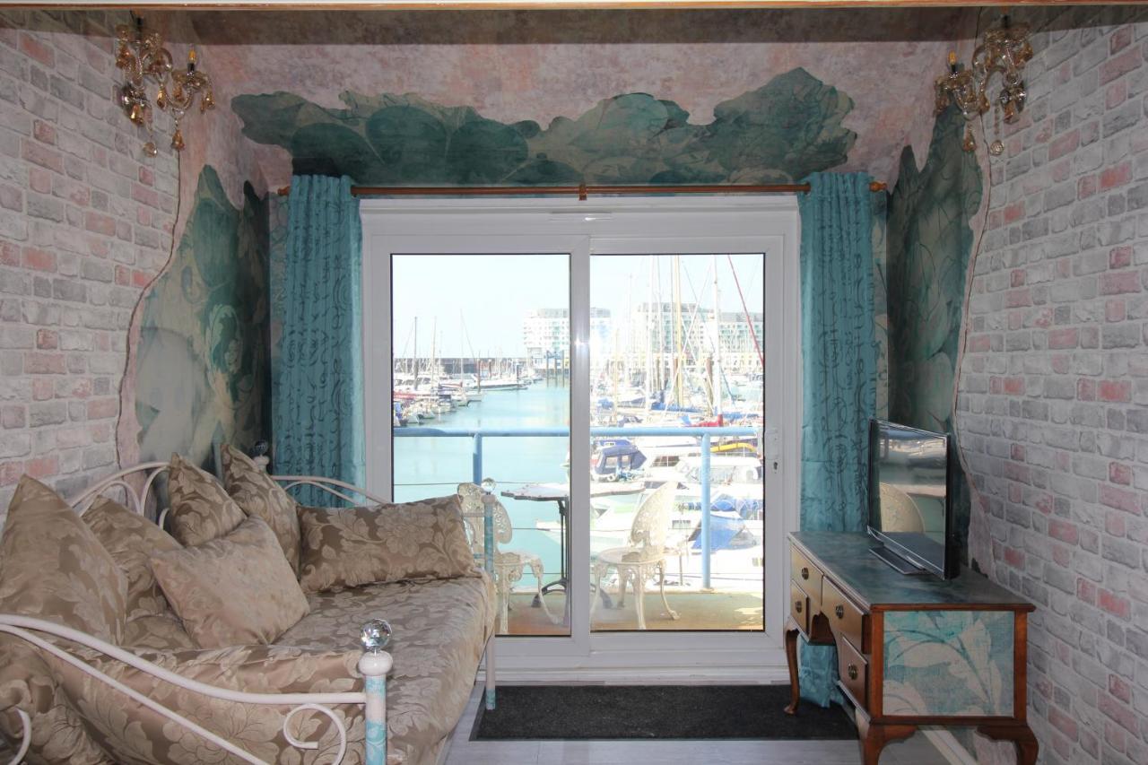 Unique, Loft-Style Apartment With Fantastic Brighton Marina Views المظهر الخارجي الصورة